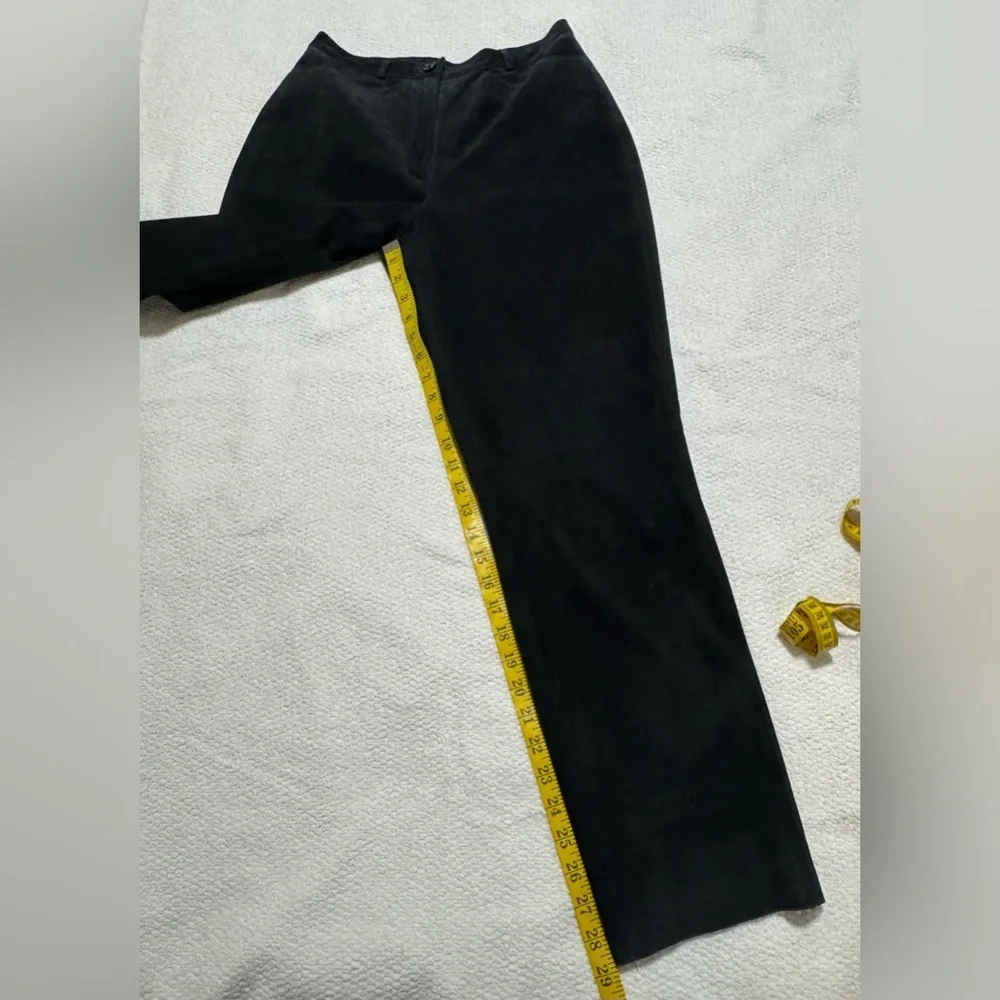 Revue Women Size 8 Black Suede Straight Leg High Rise Pants Lined